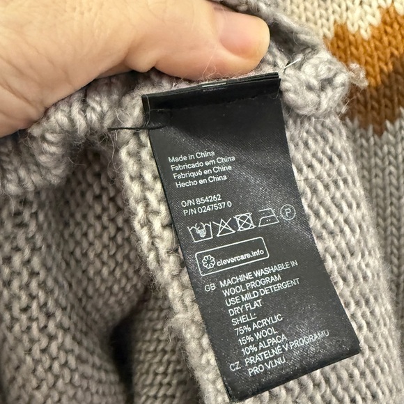 Cabincore Gray H&M Cabin Fair Isle cropped crewneck sweater M Gray Cream Brown - Picture 7 of 7